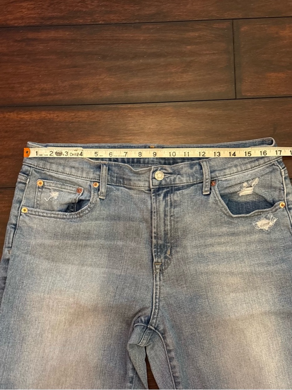 GAP Girlfriend Jeans Mid Rise Distressed Size 31/12L - Picture 11 of 11